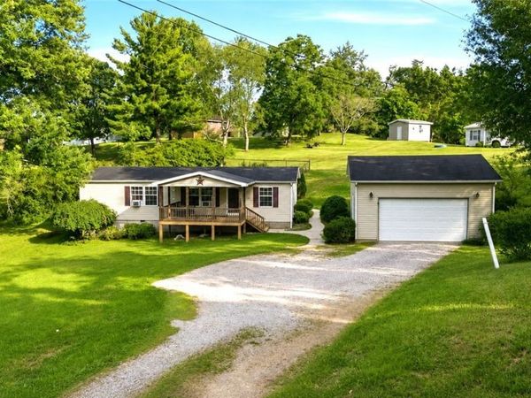141 Bunner Lane, Parkersburg, WV 26104