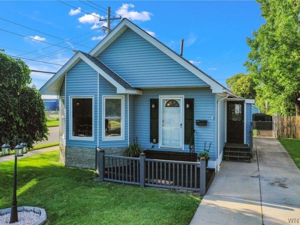 2 Ladner Avenue , Buffalo, NY 14220