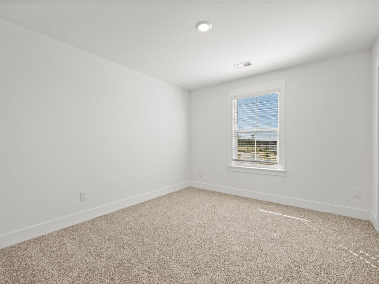 441 Radiant Blue Way Photo 34