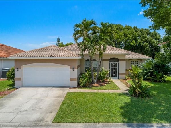 11082 LAKELAND CIR , FORT MYERS, FL 33913