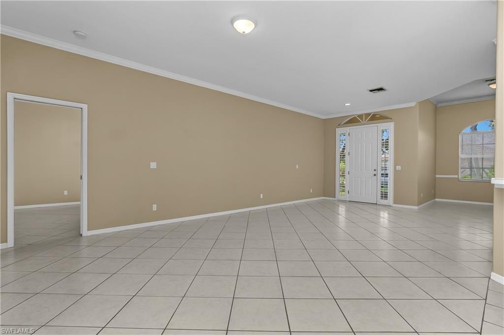 11082 Lakeland Cir , Fort Myers, FL 33913 Photo