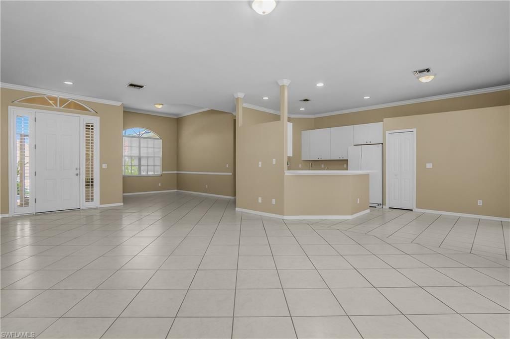 11082 Lakeland Cir , Fort Myers, FL 33913 Photo