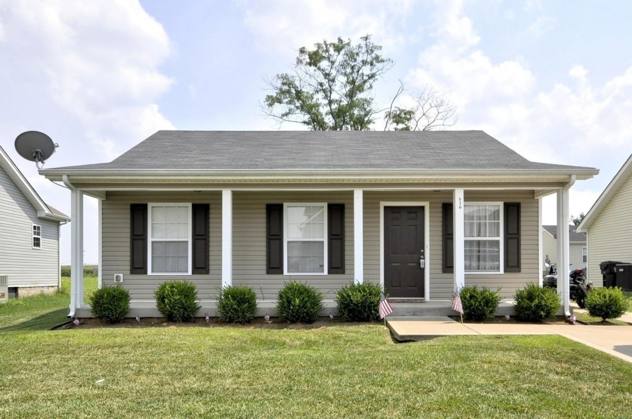 516 Fox Trot Dr, Clarksville, TN 37042 Main Photo