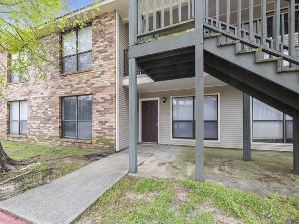 1724 S Brightside View Dr, Unit #I, Baton Rouge, LA 70820