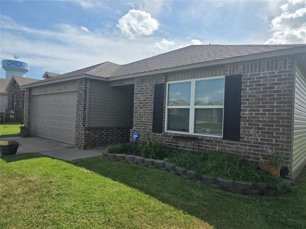 2928 Westbrook Street, Chickasha, OK 73018