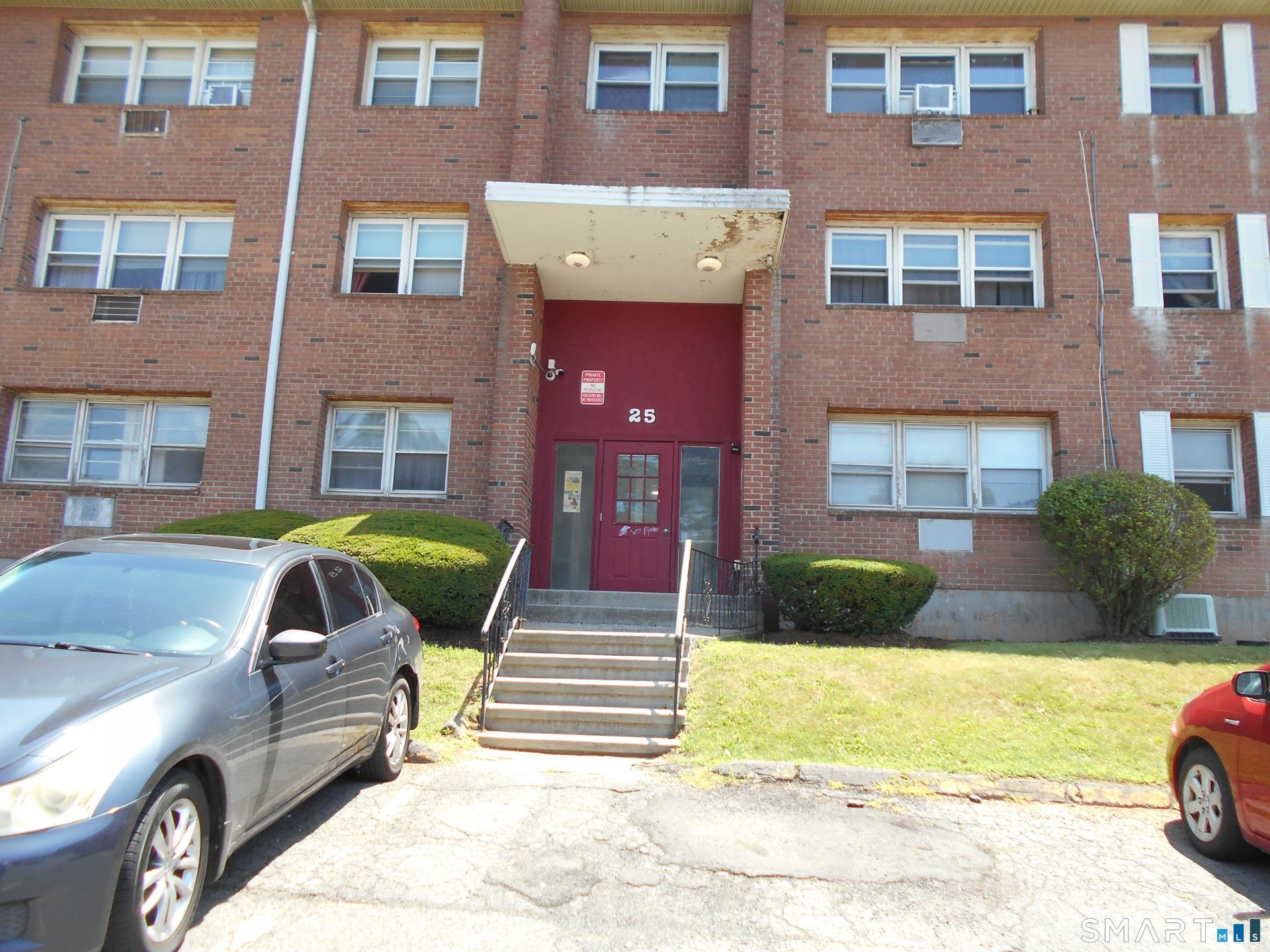 25 Donna, Unit A4, New Haven, CT 06511 Main Photo