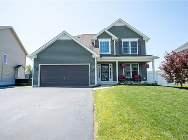2336 Agassiz Drive , Hamburg, NY 14085