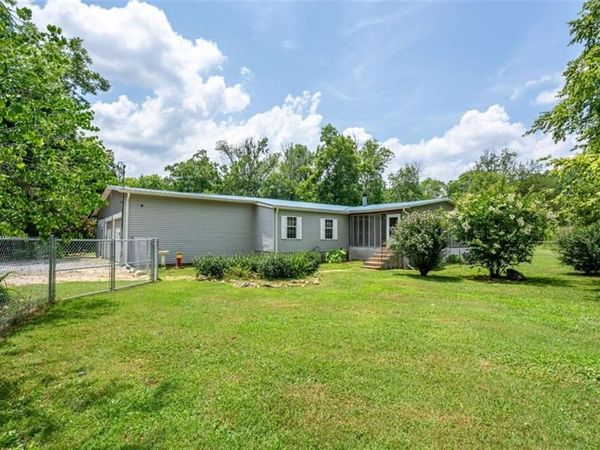 1054 Booze Mountain Road, Lindale, GA 30147