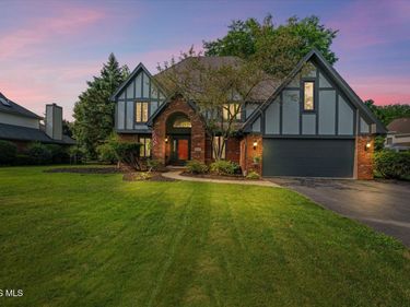 426 Rutledge Court, Perrysburg, OH 43551