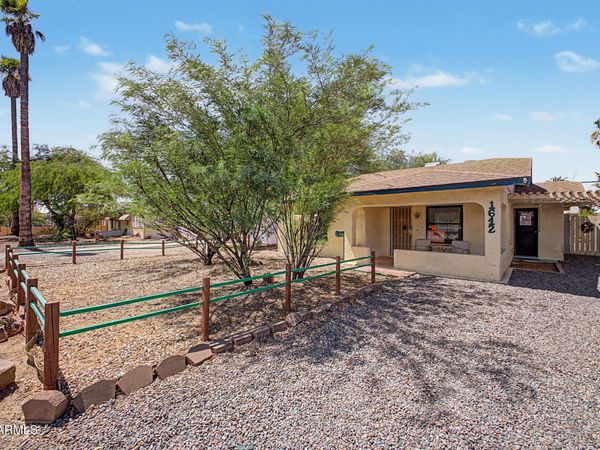 1642 E GLENROSA Avenue, Phoenix, AZ 85016