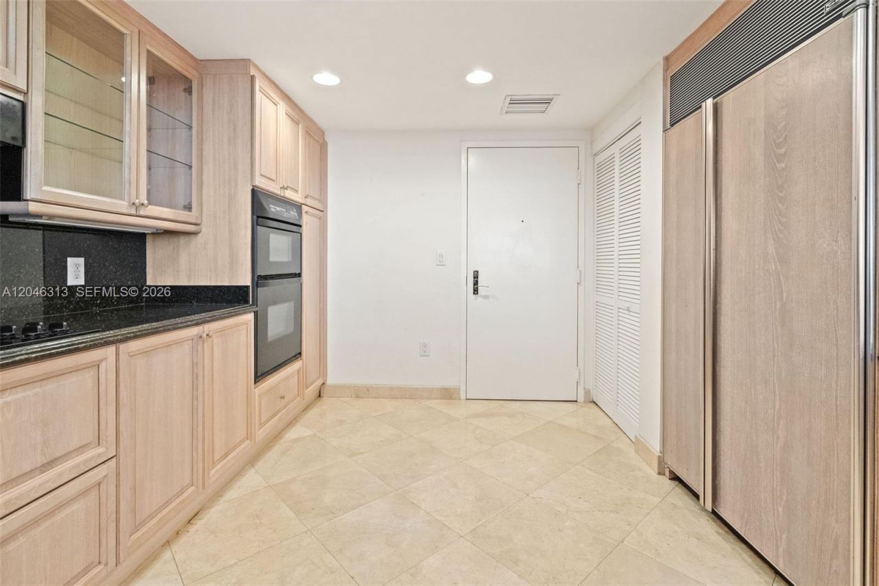 9595 Collins Ave , Unit N3-D, Surfside, FL 33154 Photo