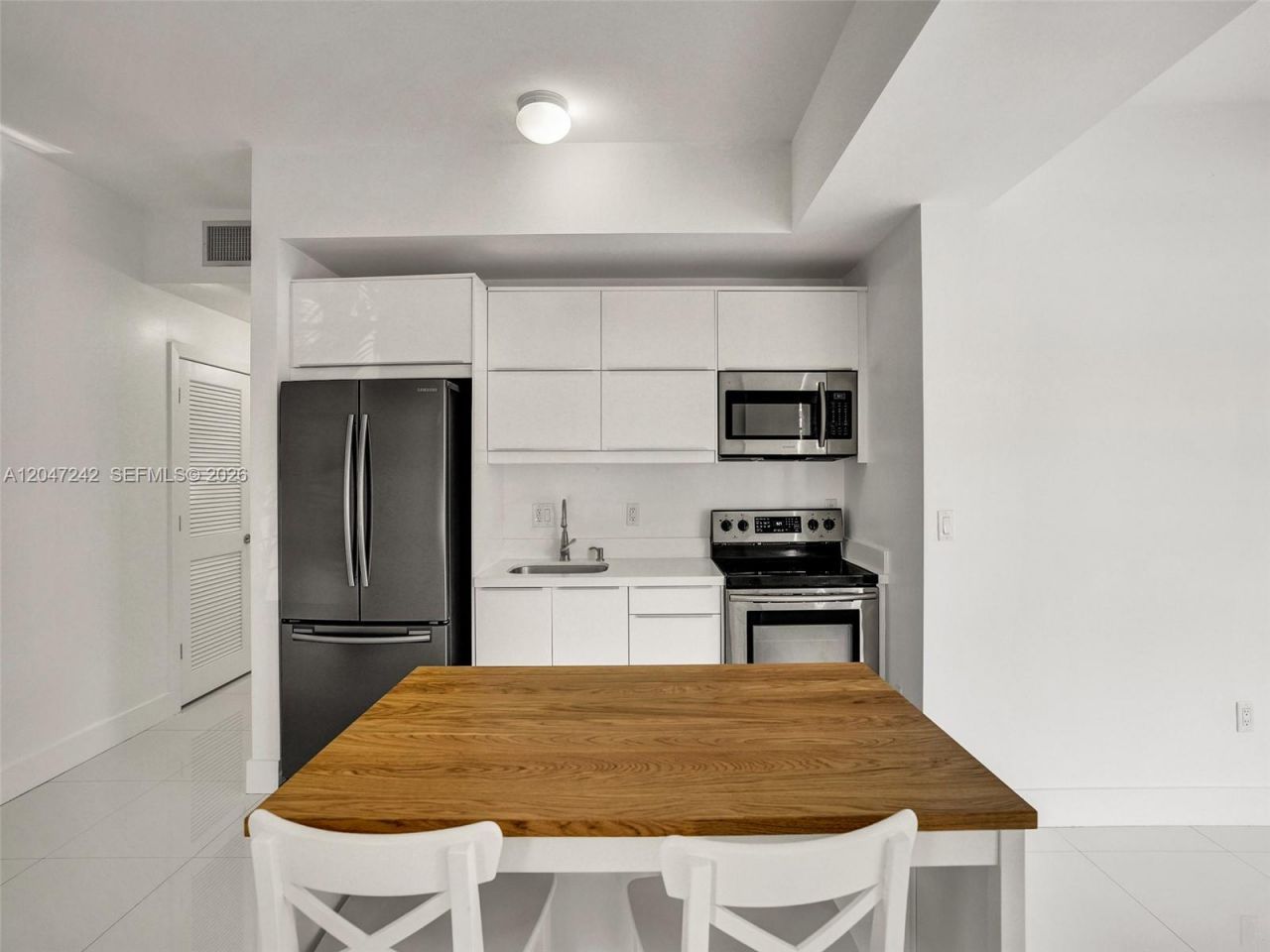 1901 S Le Jeune Rd , Unit 2, Coral Gables, FL 33134 Photo