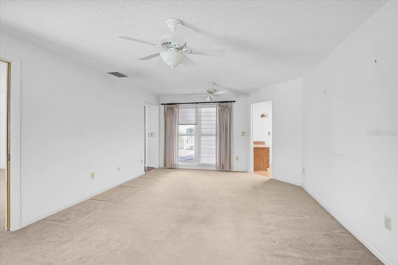 426 Whitfield Avenue, Sarasota, FL 34243 Photo