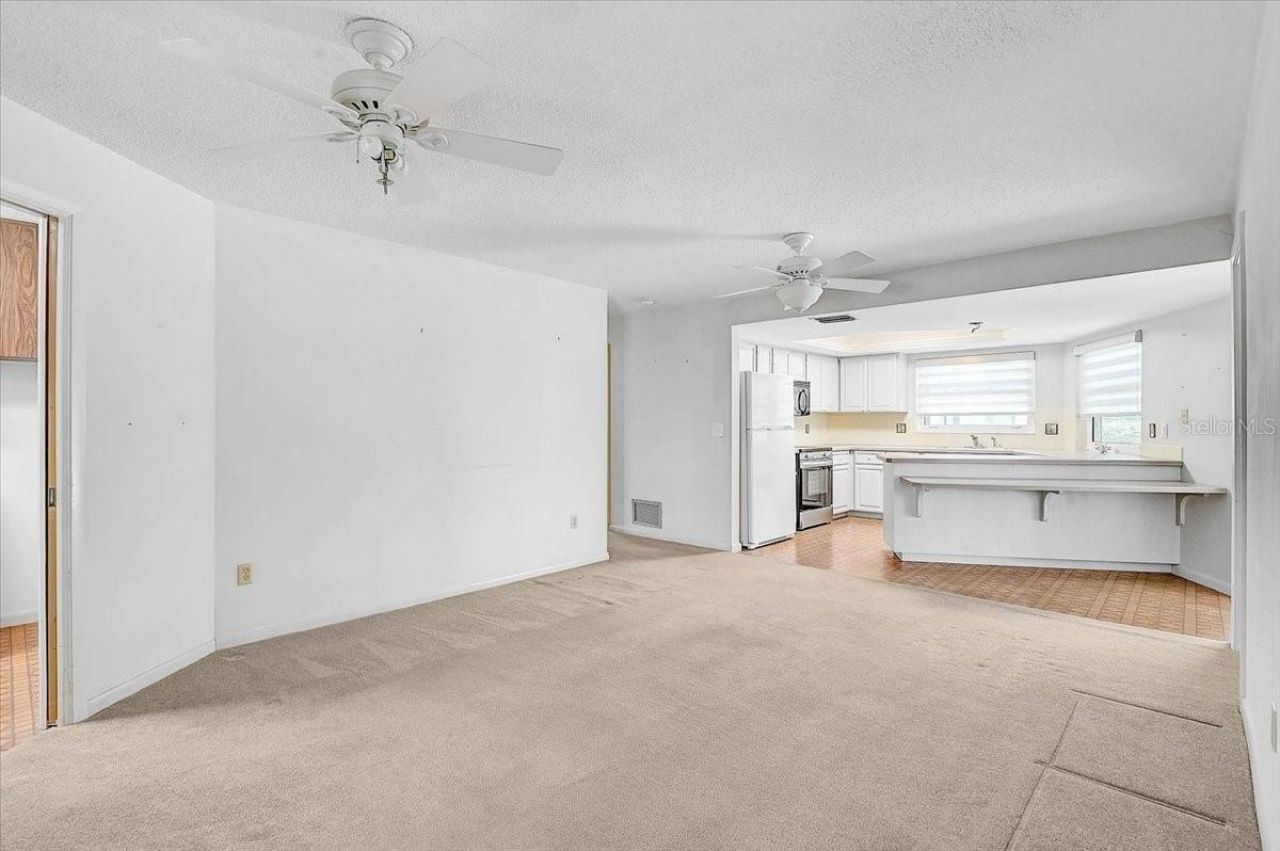 426 Whitfield Avenue, Sarasota, FL 34243 Photo