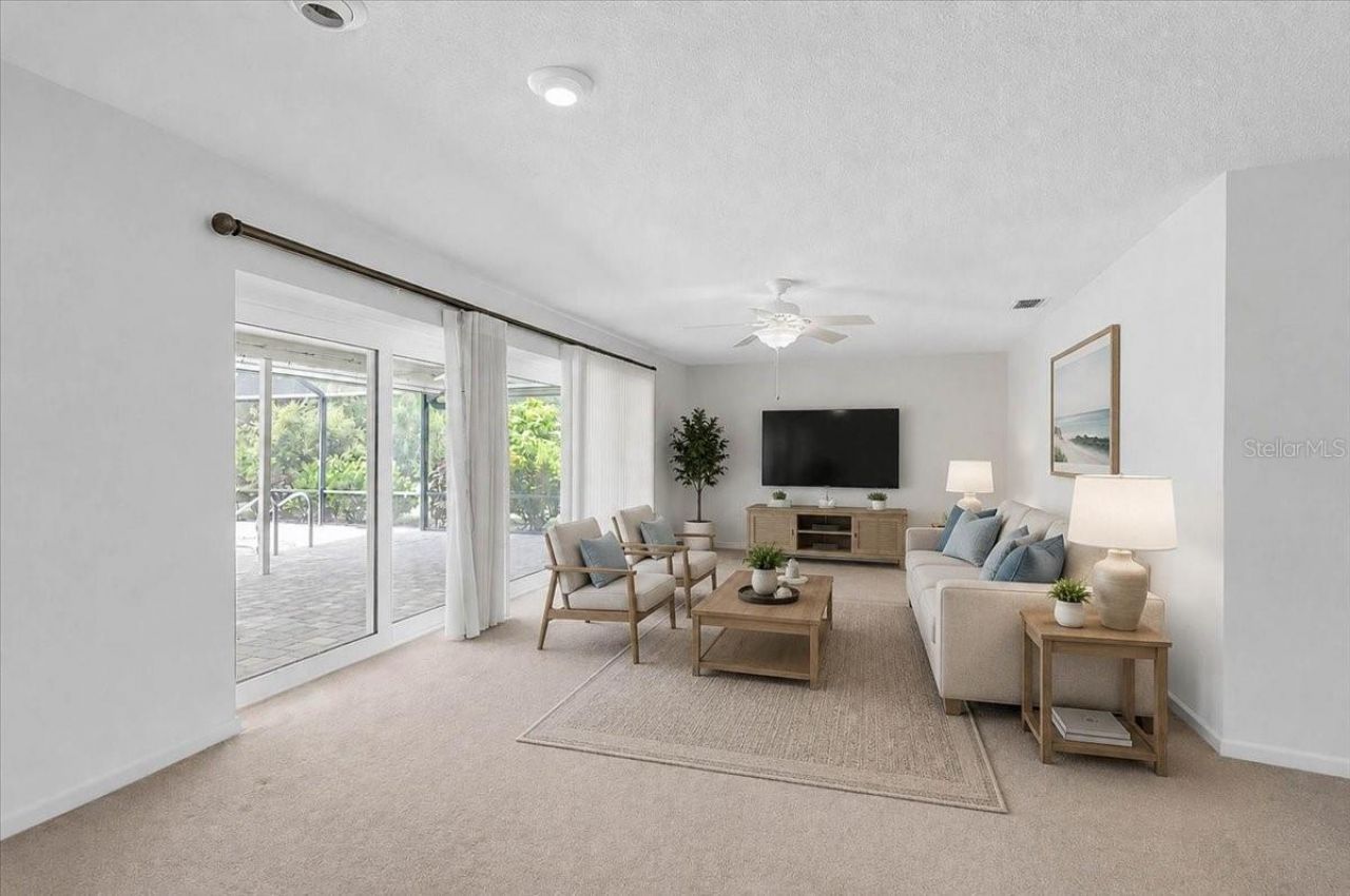 426 Whitfield Avenue, Sarasota, FL 34243 Photo