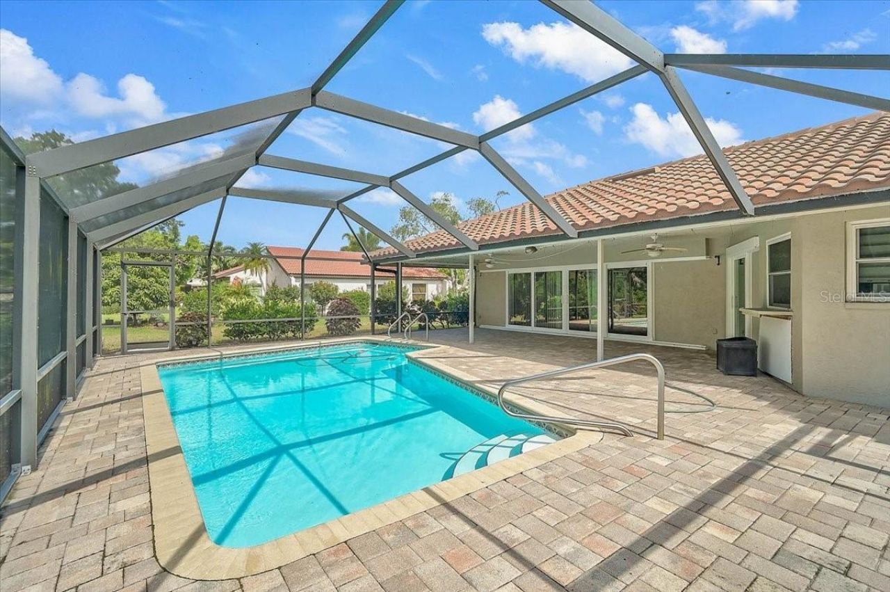 426 Whitfield Avenue, Sarasota, FL 34243 Photo