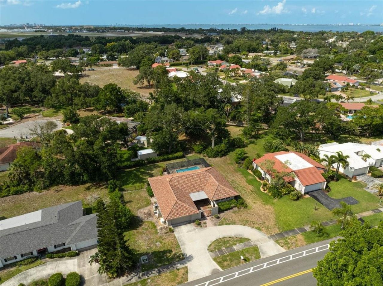 426 Whitfield Avenue, Sarasota, FL 34243 Photo
