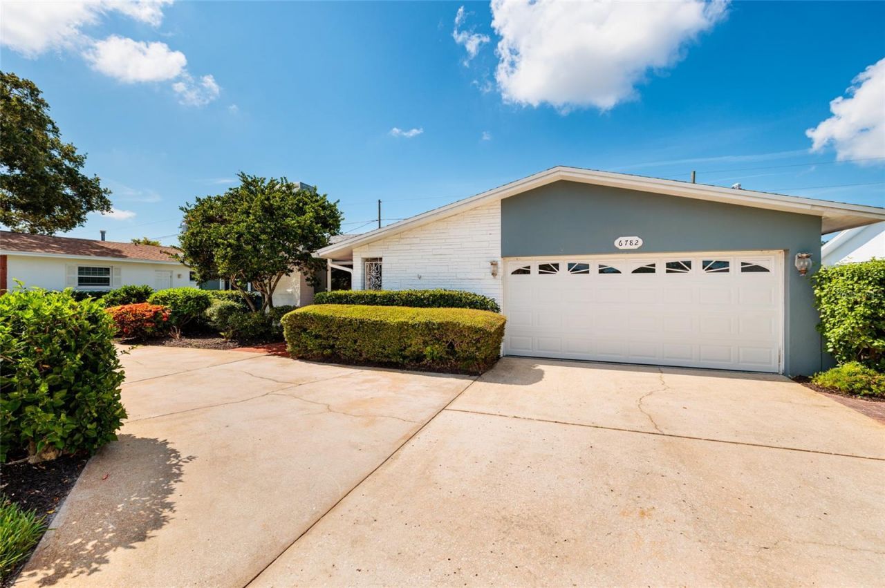 6782 14th Avenue N, Saint Petersburg, FL 33710 Photo