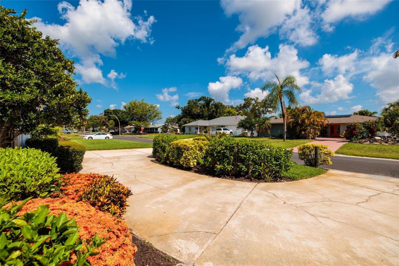 6782 14th Avenue N, Saint Petersburg, FL 33710 Photo