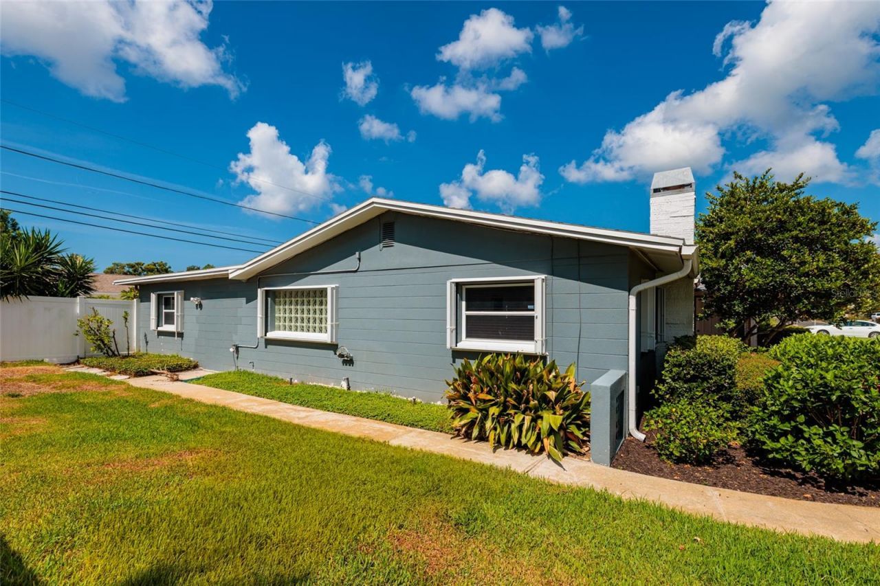 6782 14th Avenue N, Saint Petersburg, FL 33710 Photo