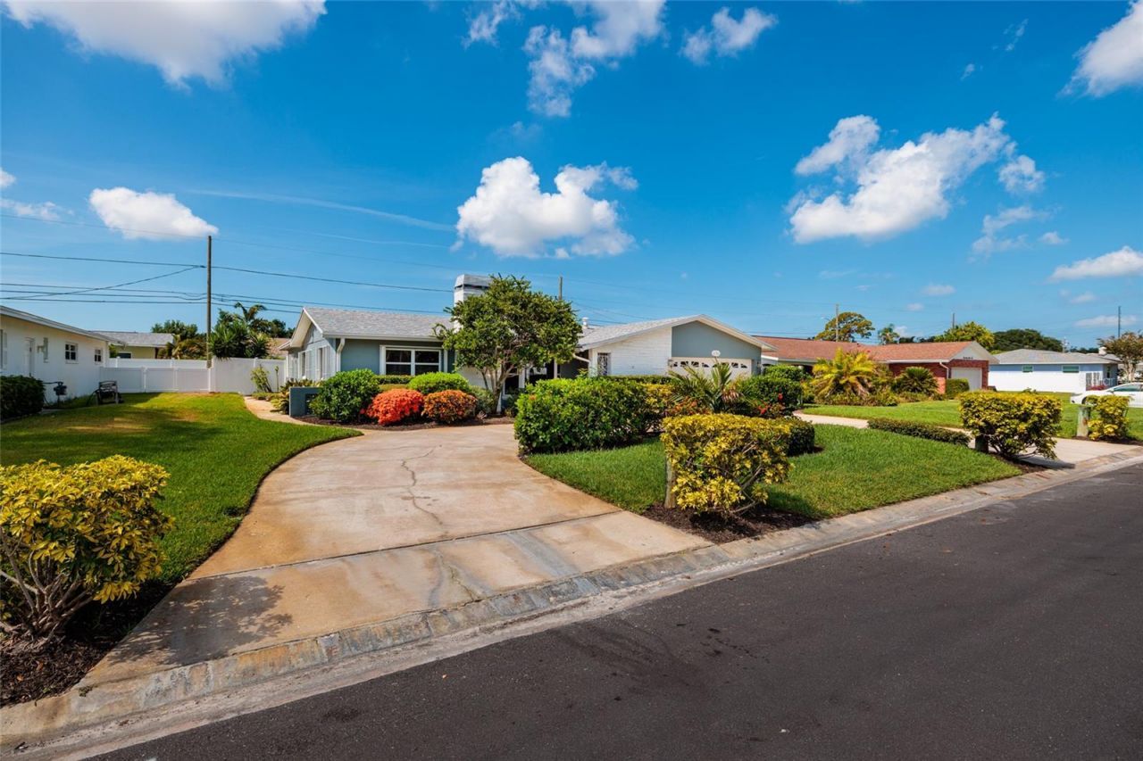6782 14th Avenue N, Saint Petersburg, FL 33710 Photo