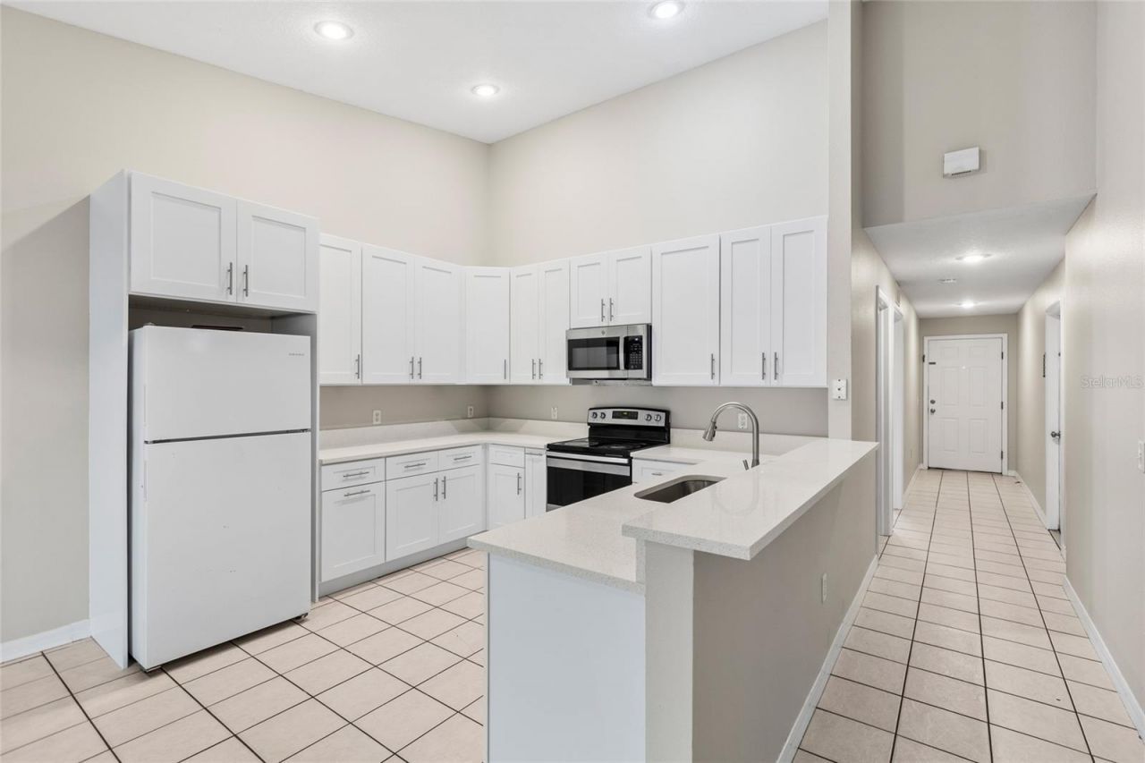 37210 Grassy Hill Lane, Dade City, FL 33525 Photo