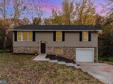 20 BALD CYPRESS CIRCLE, ETTERS, PA 17319
