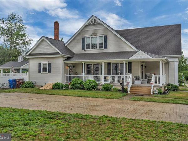 130 E HANCOCK STREET, RIVERSIDE, NJ 08075