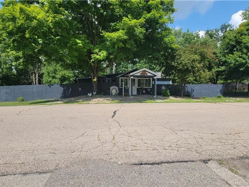 235 S Lansdowne Avenue, Jefferson Township, OH 45417 Photo 4