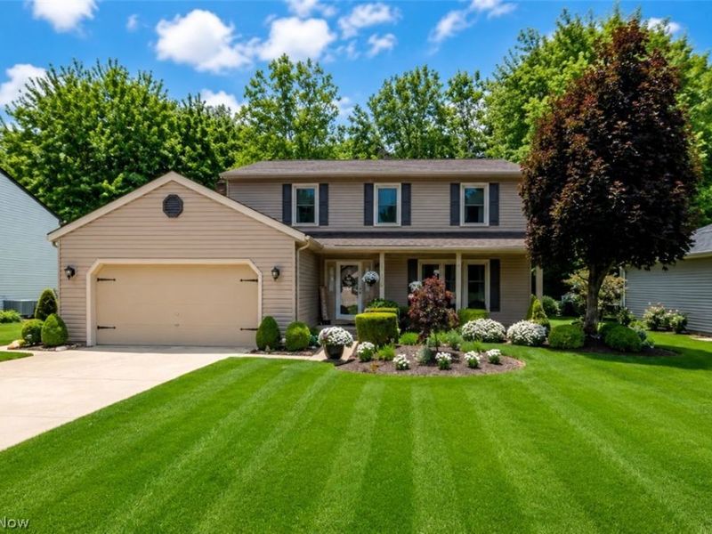 10222 Huntington Park Drive, Strongsville, OH 44136 Photo 1