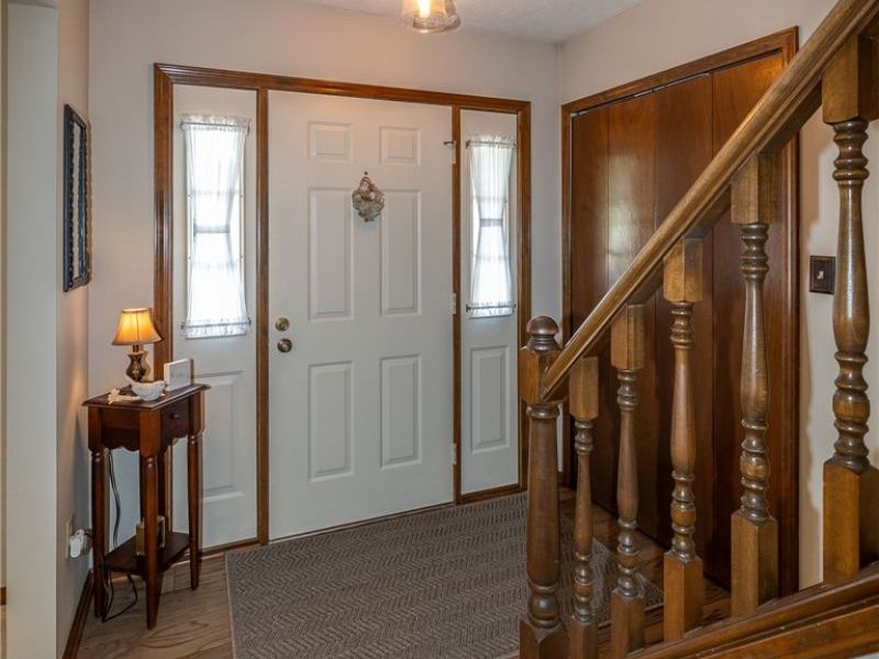 10222 Huntington Park Drive, Strongsville, OH 44136 Photo 5