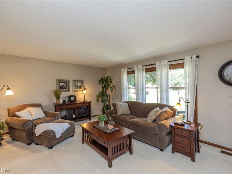 10222 Huntington Park Drive, Strongsville, OH 44136 Photo 7