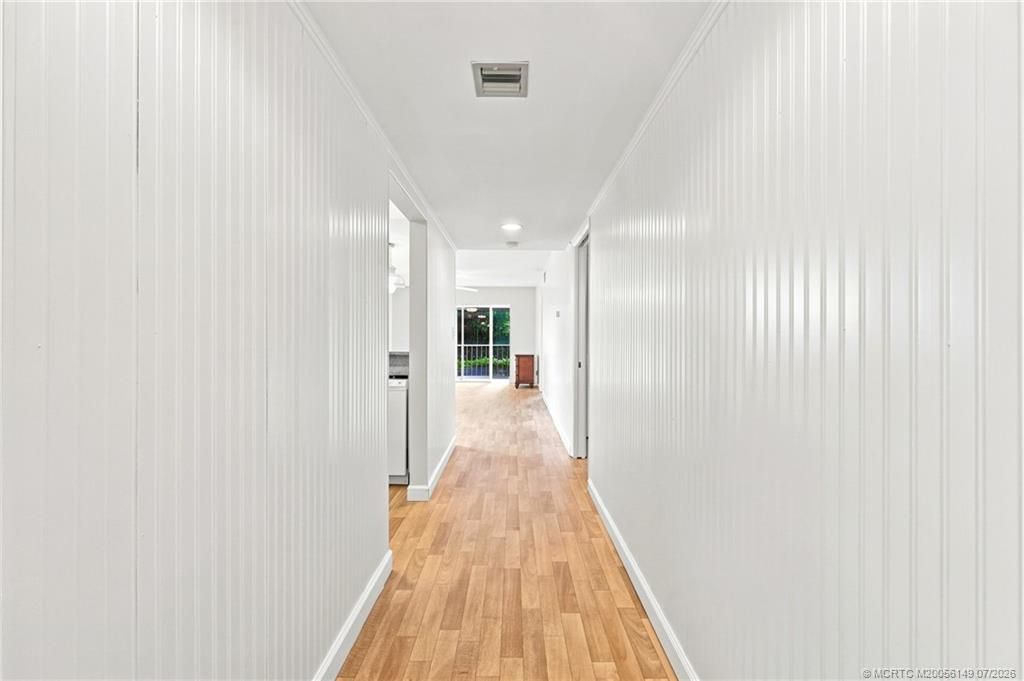 801 SE Central Parkway, Unit 801-1, Stuart, FL 34994 Photo