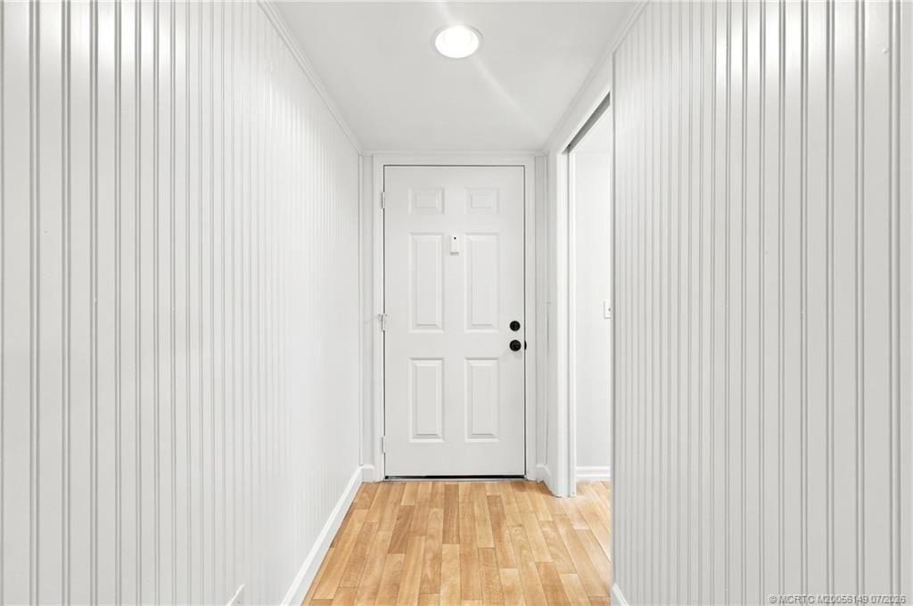 801 SE Central Parkway, Unit 801-1, Stuart, FL 34994 Photo