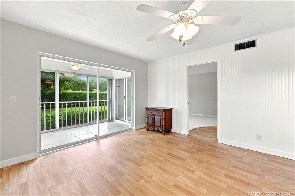 801 SE Central Parkway, Unit 801-1, Stuart, FL 34994 Photo