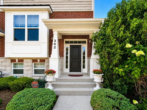 342 Western Avenue, Des Plaines, IL 60016