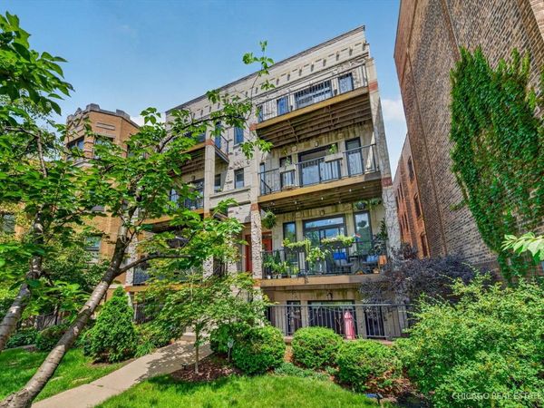 4711 N Malden Street , Unit 2S, Chicago, IL 60640