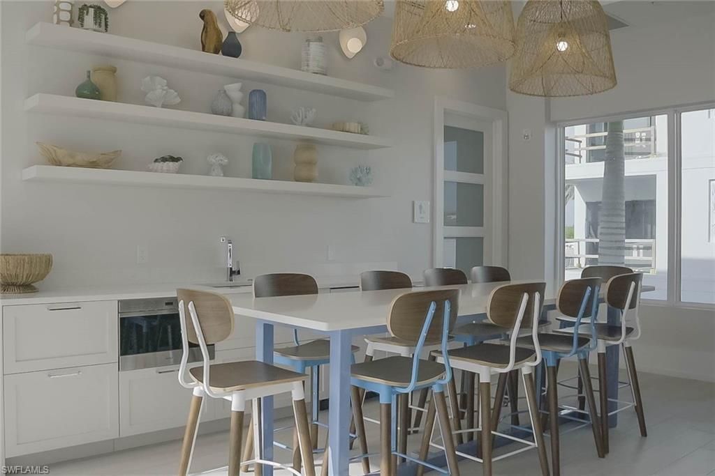 201 8th St S, Unit 208, Naples, FL 34102 Photo