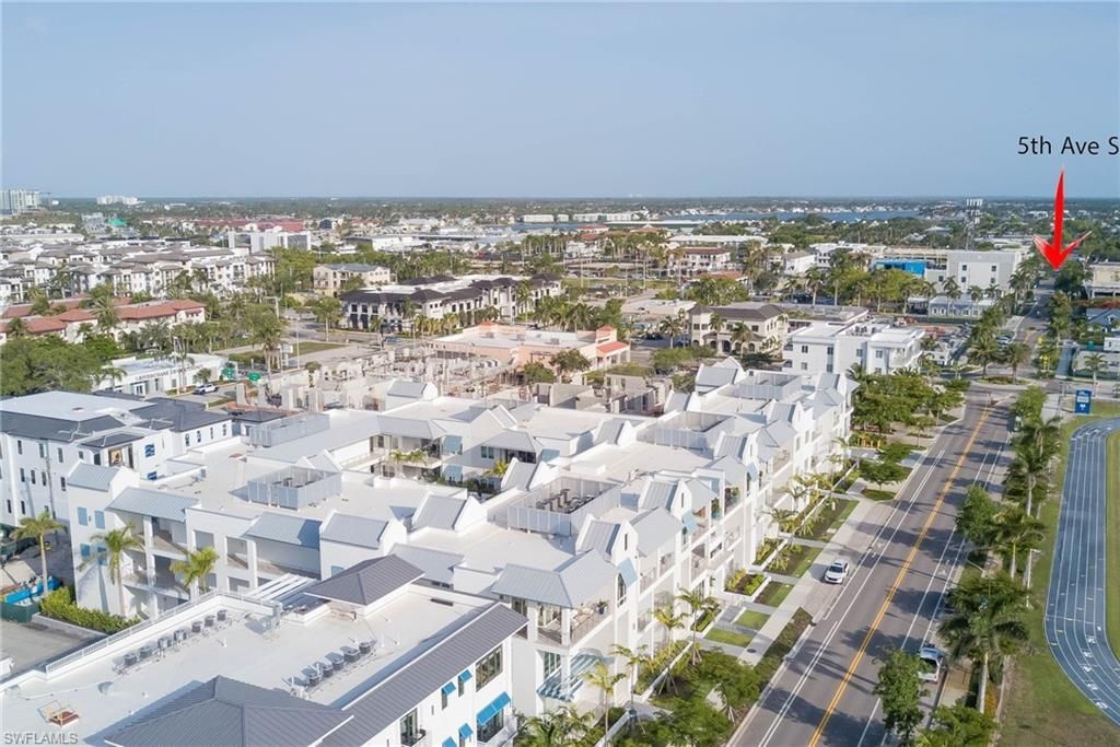 201 8th St S, Unit 208, Naples, FL 34102 Photo