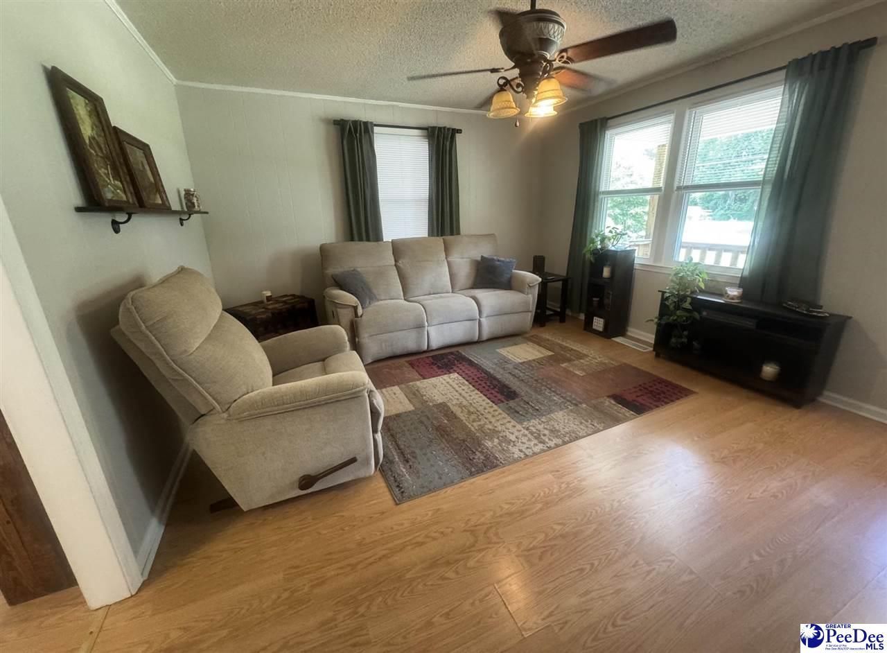 215 South Pine Street Photo 6
