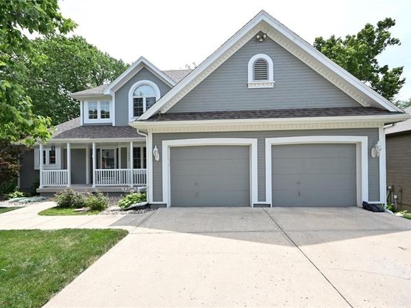 4921 N Washington Street, Kansas City, MO 64118
