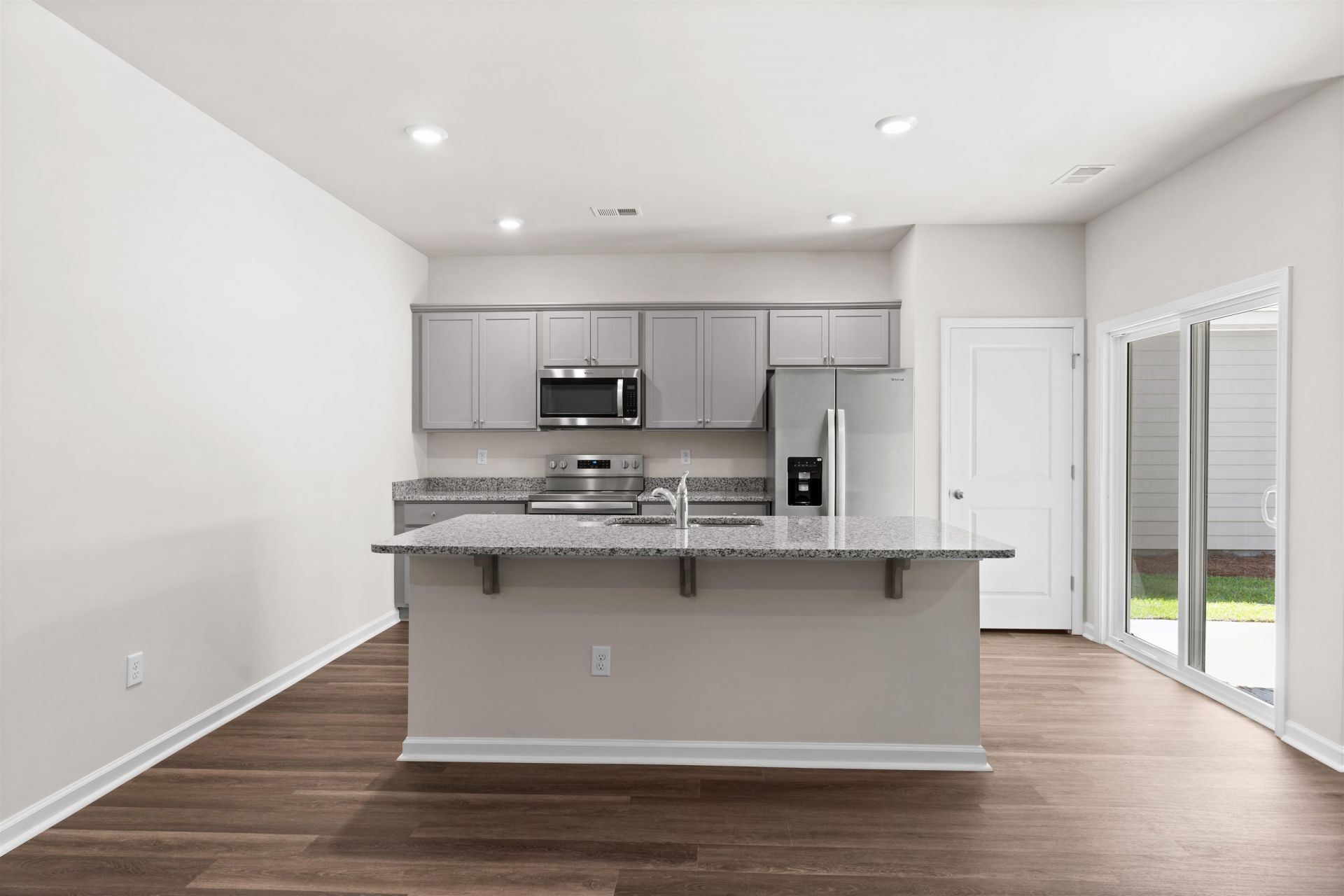 512 Duvall St. Photo 11