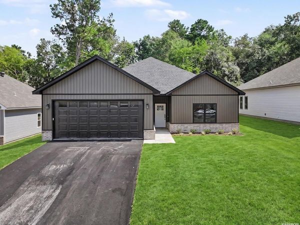 121 GLOCK Lane, Hot Springs, AR 71913