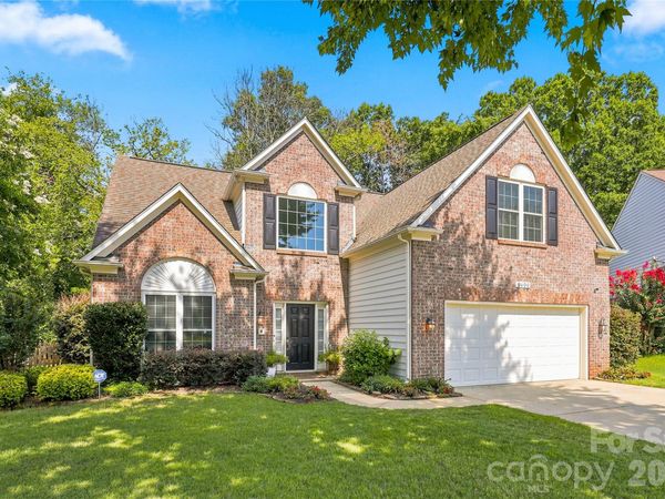 8600 Fieldcroft Drive, Charlotte, NC 28277