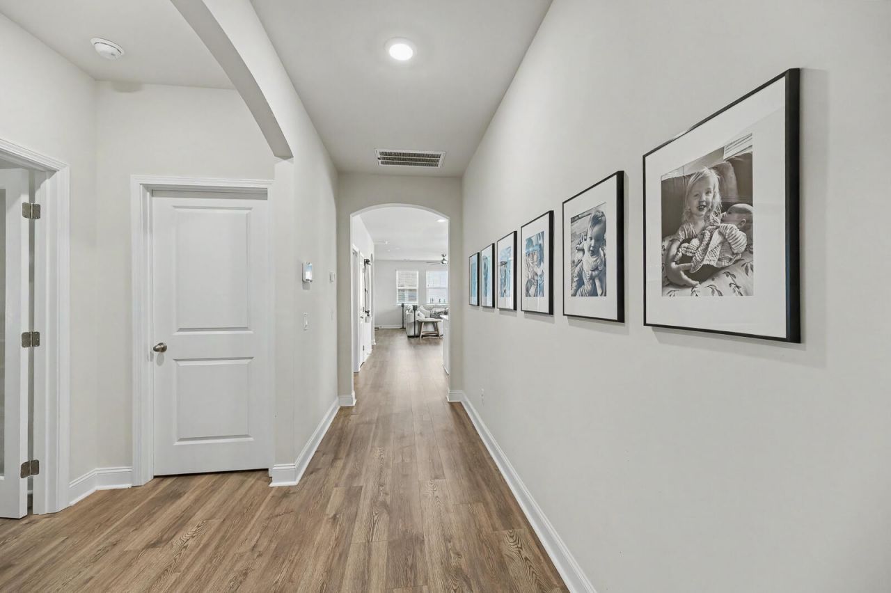 1408 Deercreek Drive Photo 4