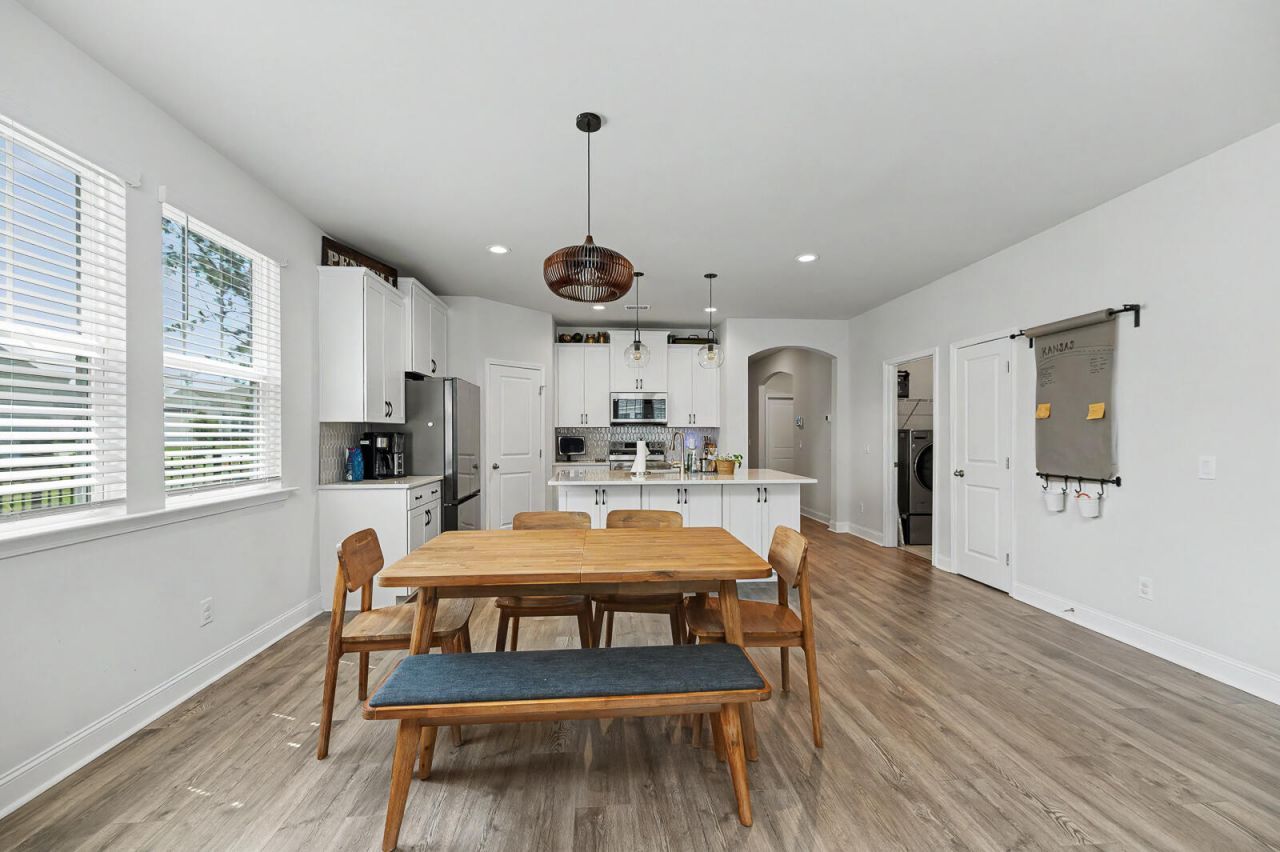 1408 Deercreek Drive Photo 9