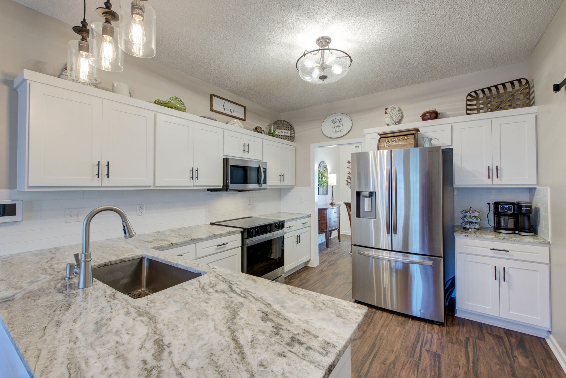 106 Maplewood Court Photo 6