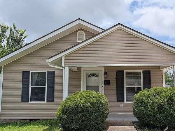 11 W Pulaski Street, Shawnee, OK 74804