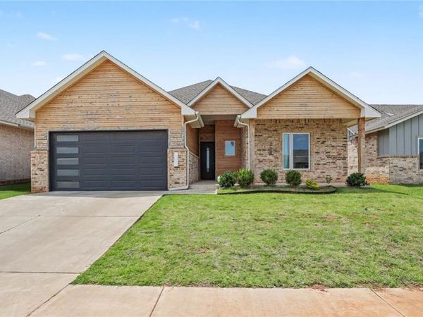 15817 Capri Lane, Edmond, OK 73013