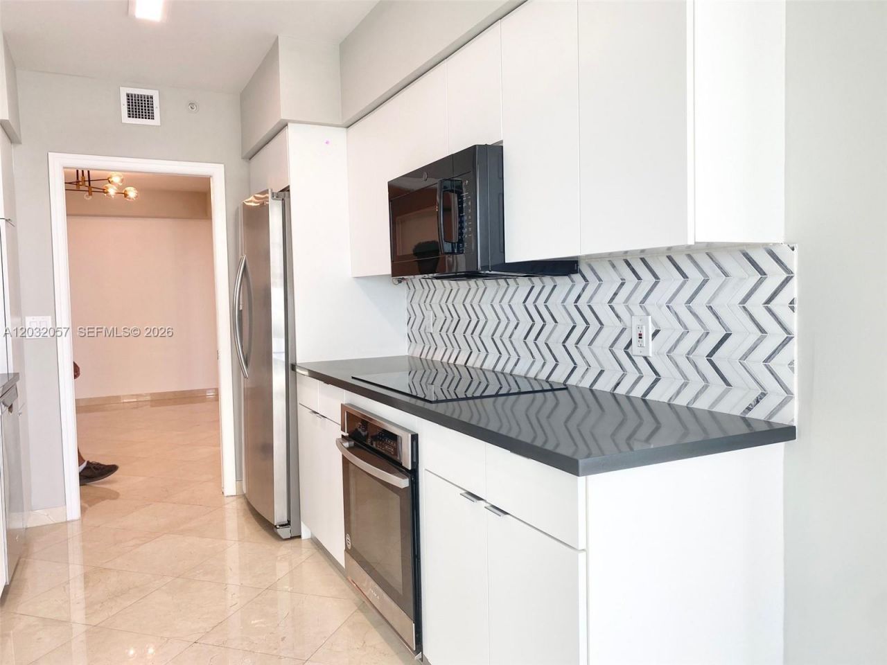 16400 Collins Ave, Unit 542, Sunny Isles Beach, FL 33160 Photo